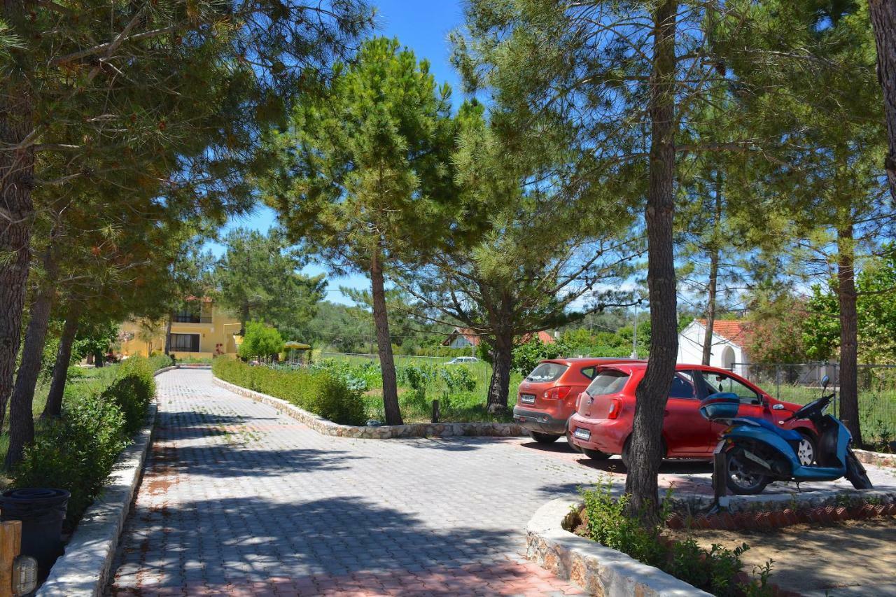 Alexandra Apartments Melíkia Dış mekan fotoğraf